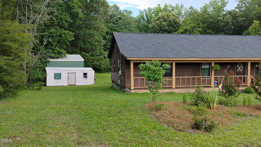 Photo of 959 Cheves Road