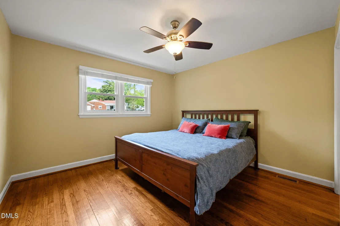 Photo of 1013 Meadowbrook Drive