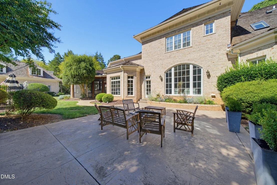 Photo of 6592 Wakefalls Drive