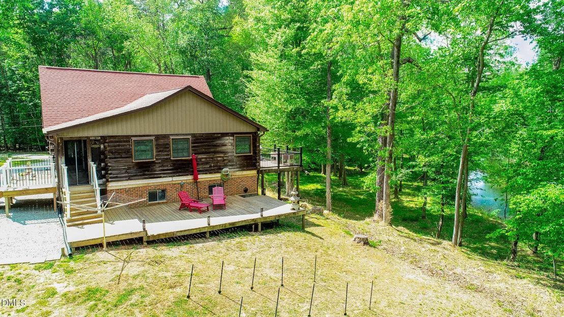 Photo of 600 Cedar Laurel Lane