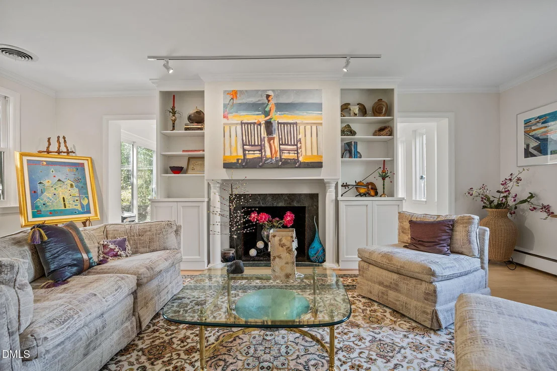 Photo of 2425 Argyle Drive