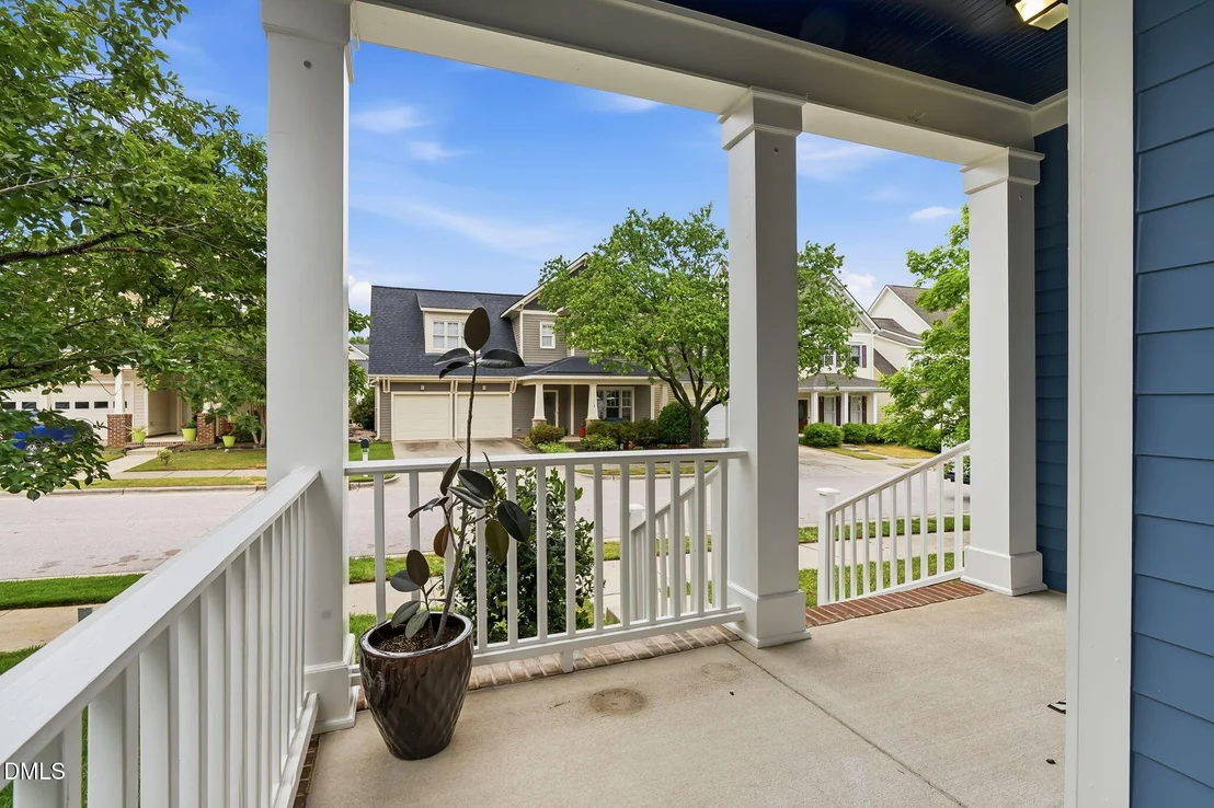 Photo of 112 Bridgegate Drive