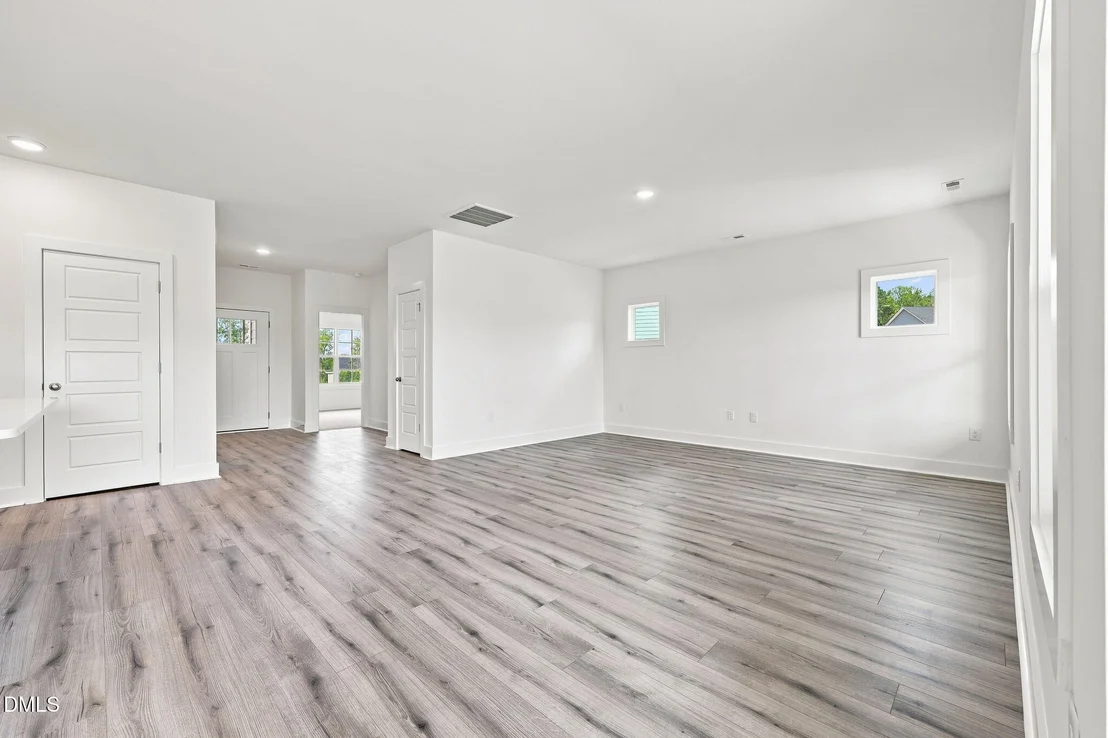 Photo of 147 Grinnell Loop