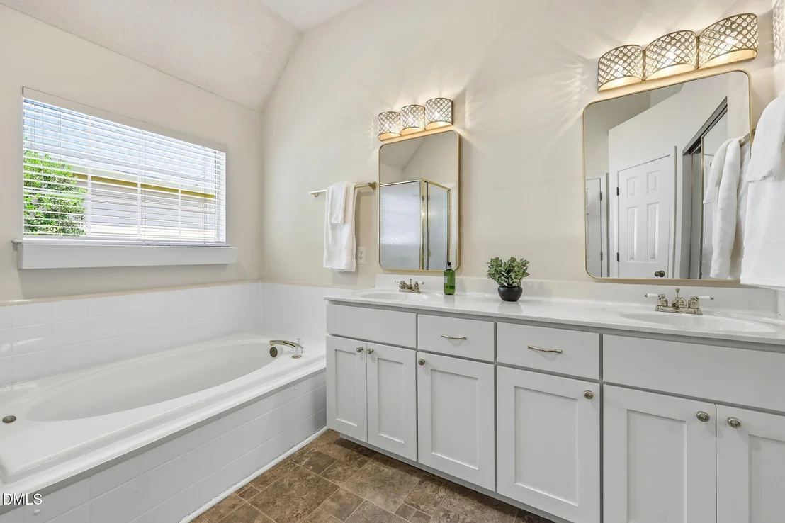 Photo of 104 Covington Drive