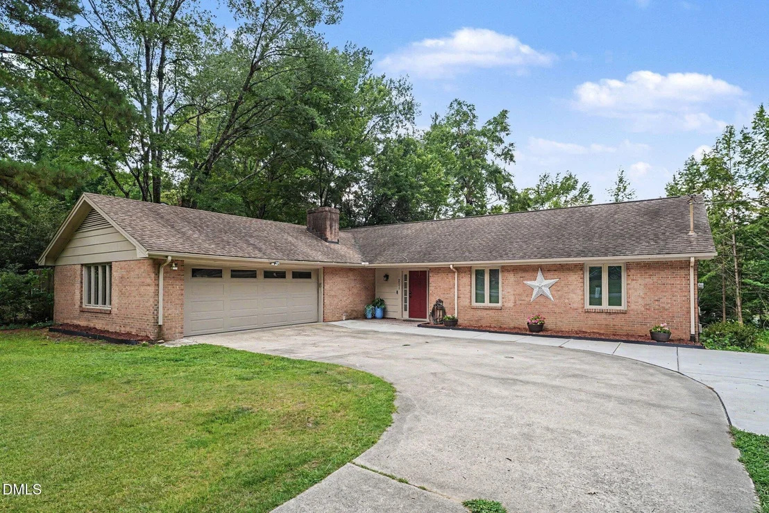 Photo of 211 Brookside Drive