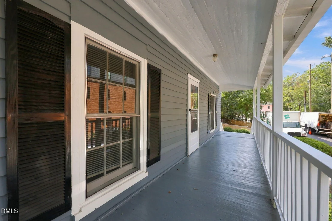 Photo of 906 Orient Street