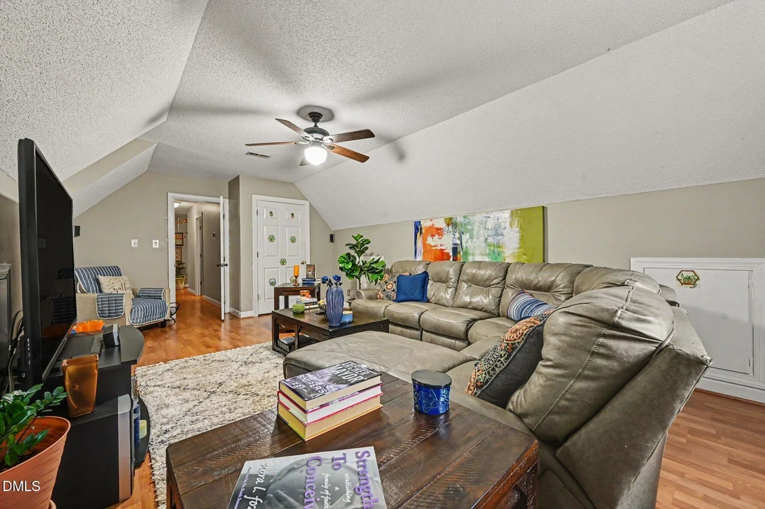 Photo of 611 Flagstone Way