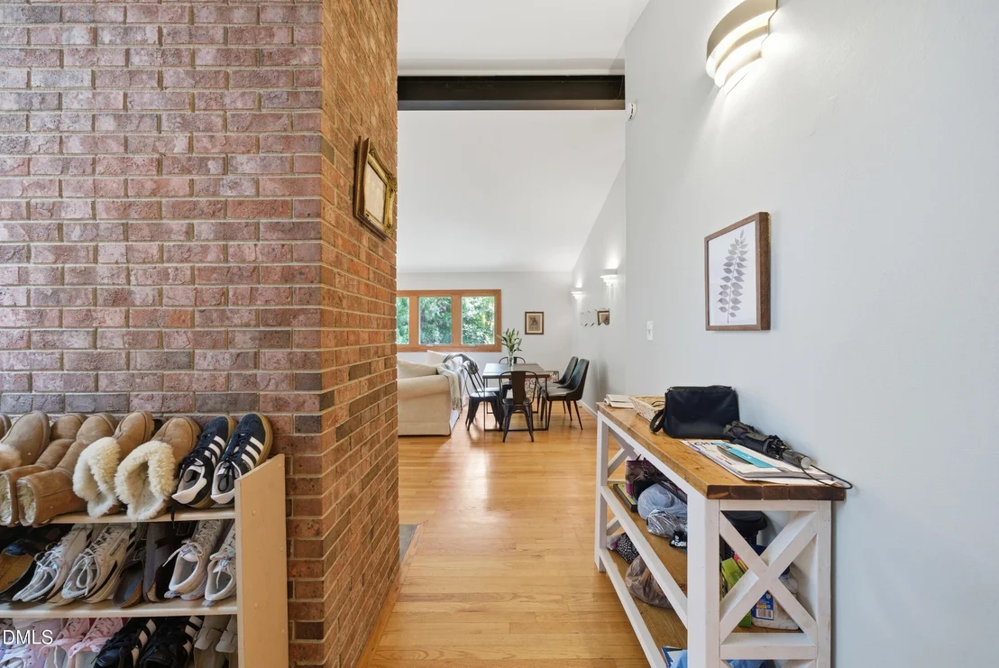 Photo of 16 Davie Circle