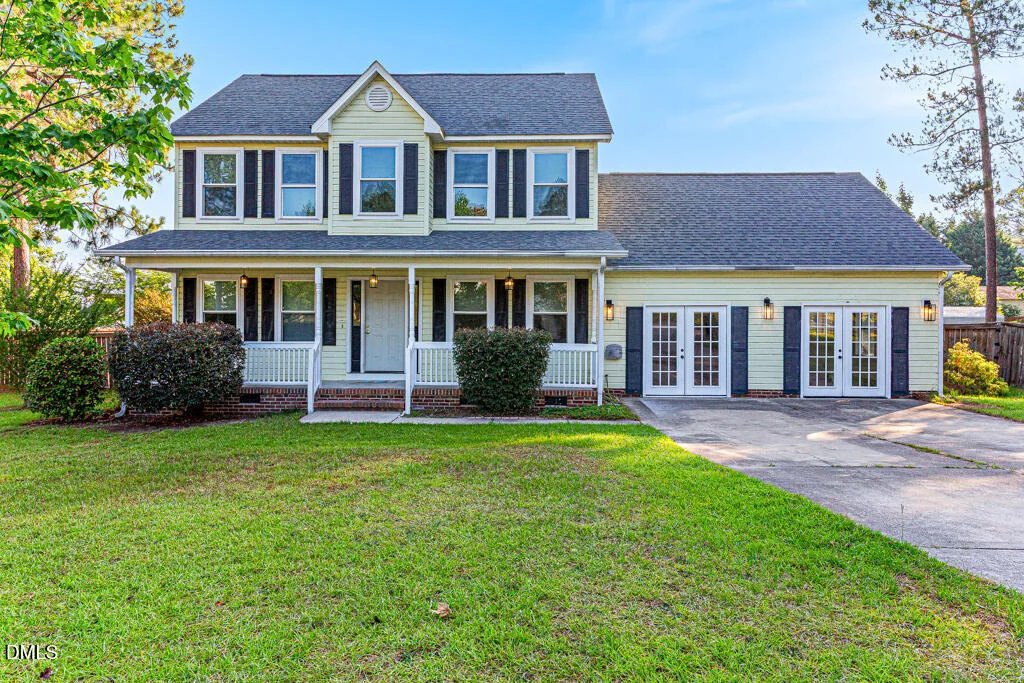 Photo of 142 Richmond Park Drive
