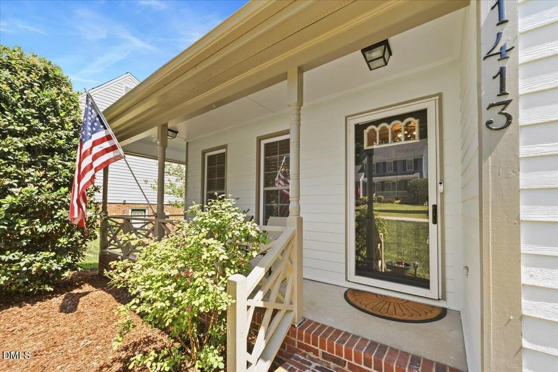 Photo of 1413 Greenside Drive