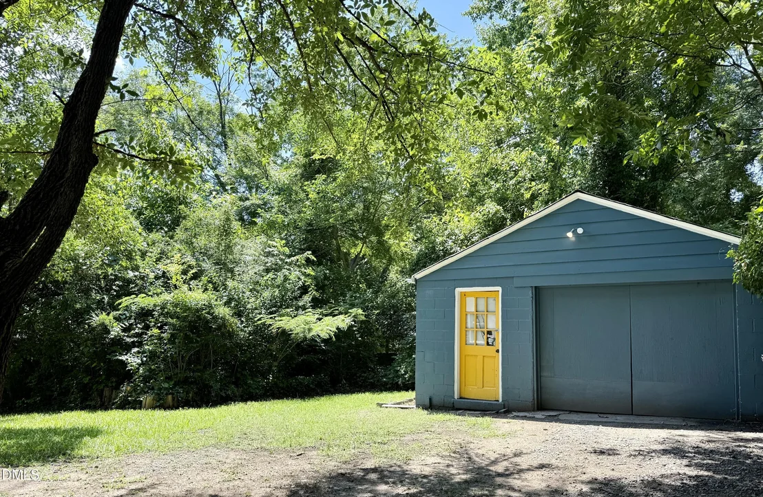 Photo of 1512 London Circle