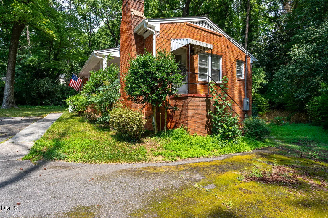 Photo of 2602 Wade Avenue
