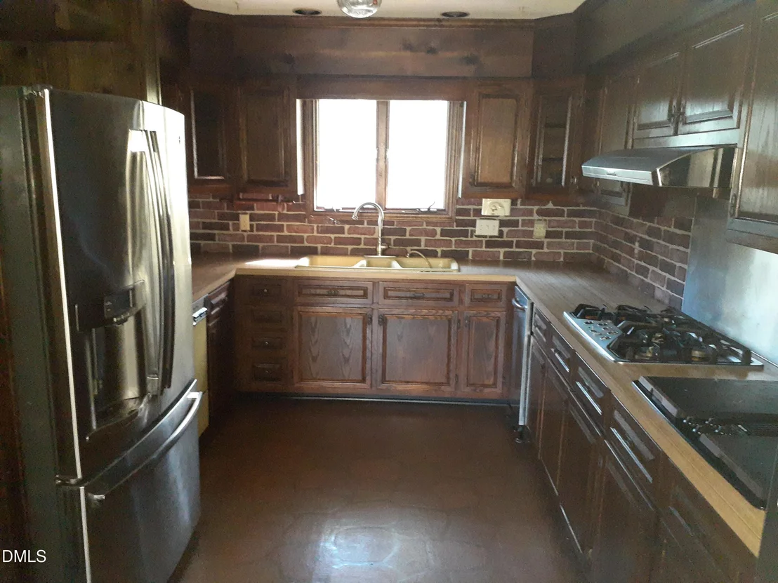 Photo of 1576 Munns Road