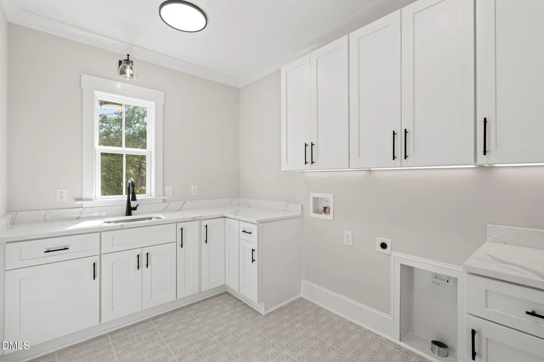 Photo of 85 Constitution Avenue