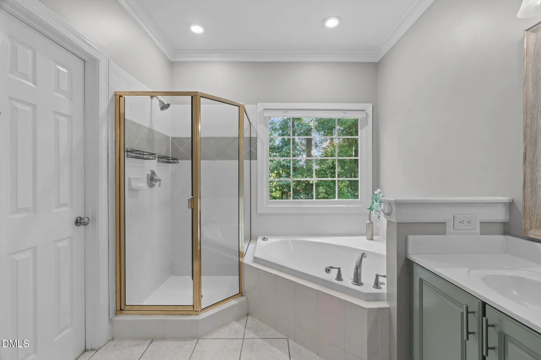 Photo of 102 Stenness Court