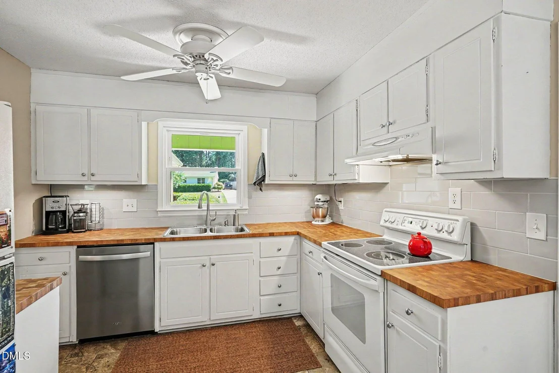 Photo of 3140 Merrianne Drive