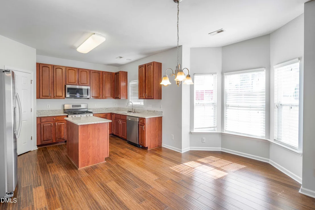 Photo of 1115 Golden Crest Drive