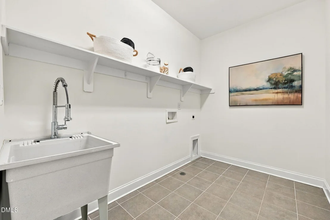 Photo of 931 Regency Cottage Place