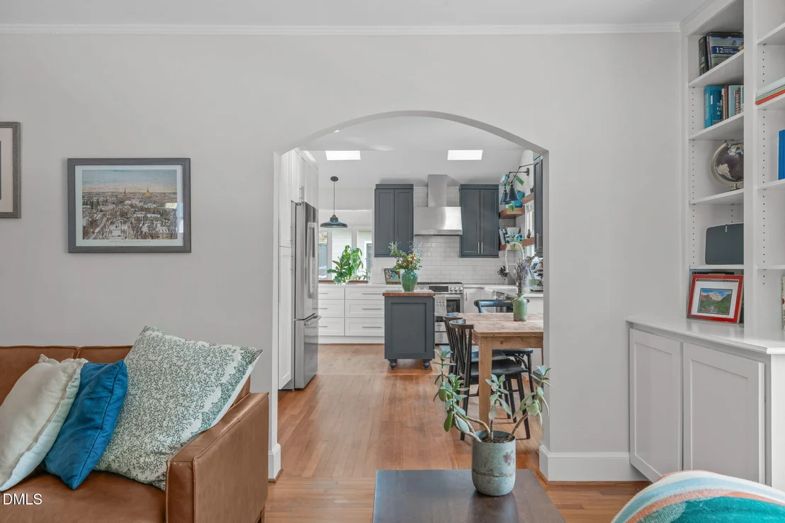 Photo of 2111 Pershing Street