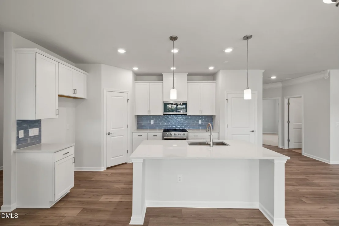Photo of 2101 Saunders Farm Drive