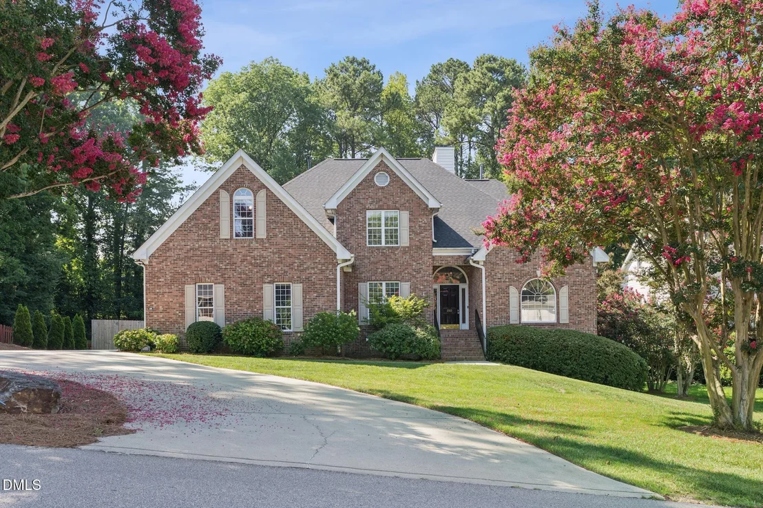 Photo of 2103 W Marilyn Circle