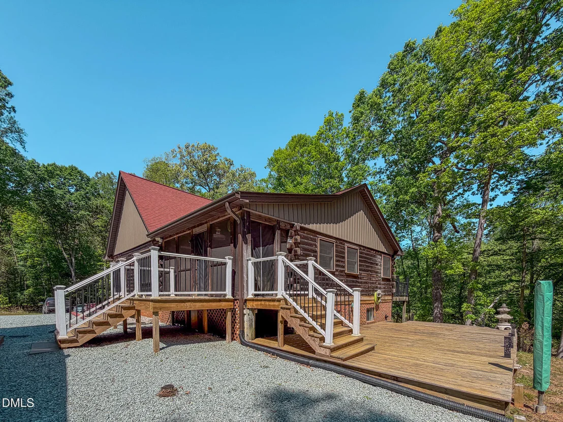 Photo of 600 Cedar Laurel Lane