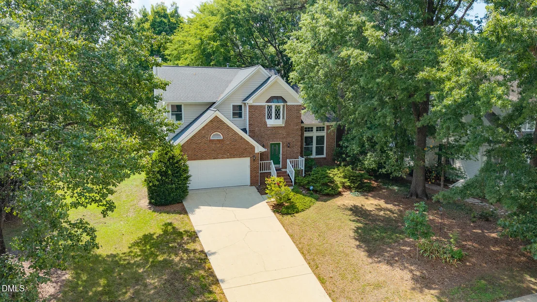 Photo of 207 Windhover Drive
