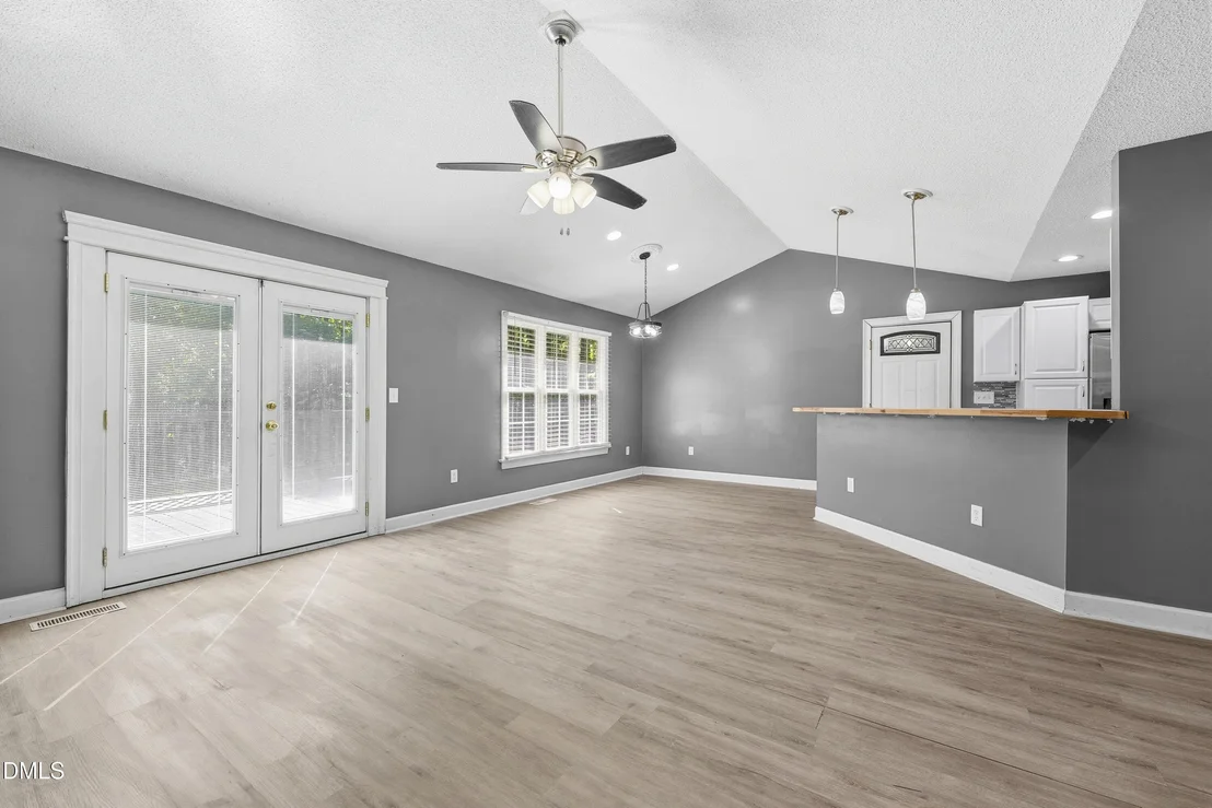 Photo of 5664 Baptist Assembly Road