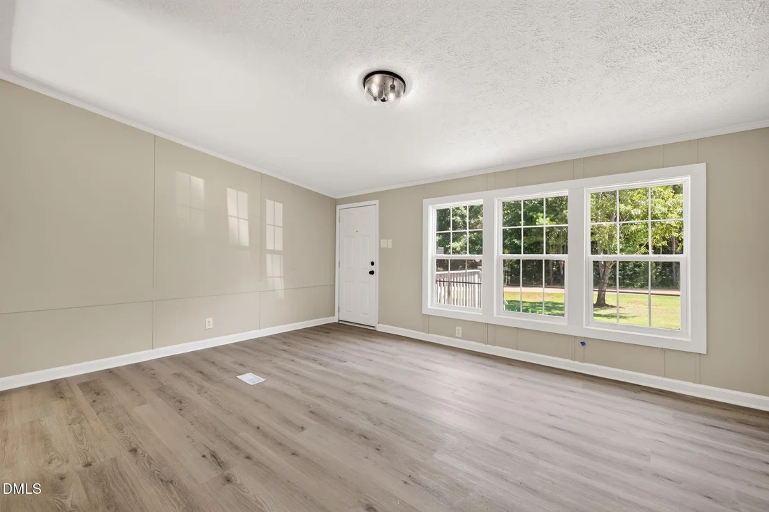 Photo of 411 Falcon Run