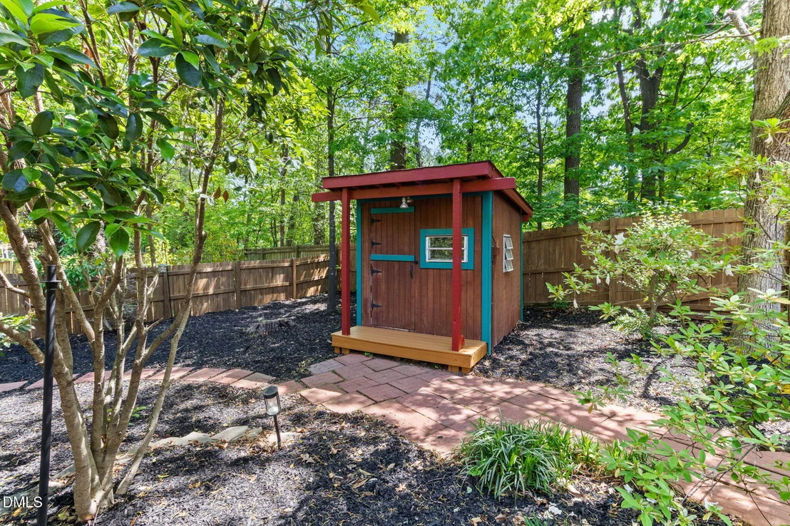 Photo of 100 Arlington Ridge
