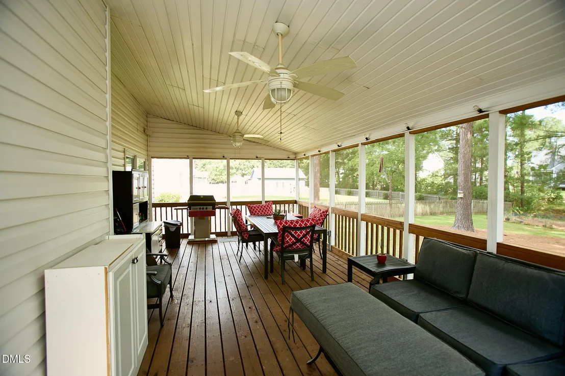 Photo of 4530 Dewfield Drive N
