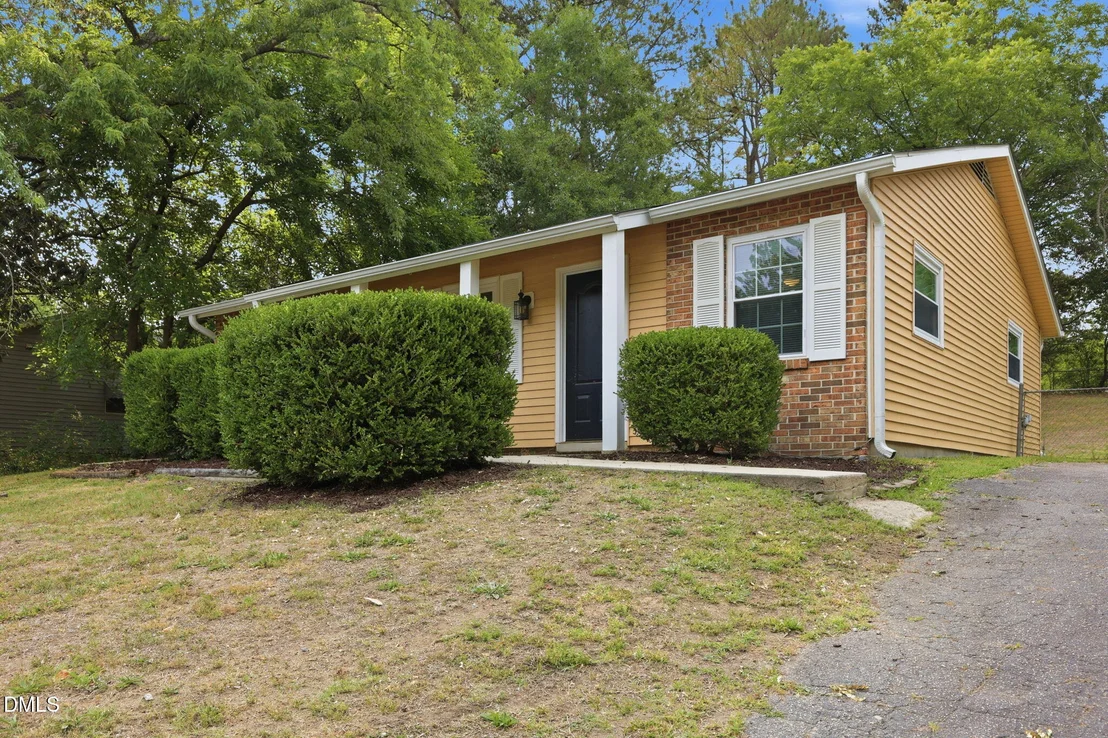 Photo of 1200 Hazelnut Drive