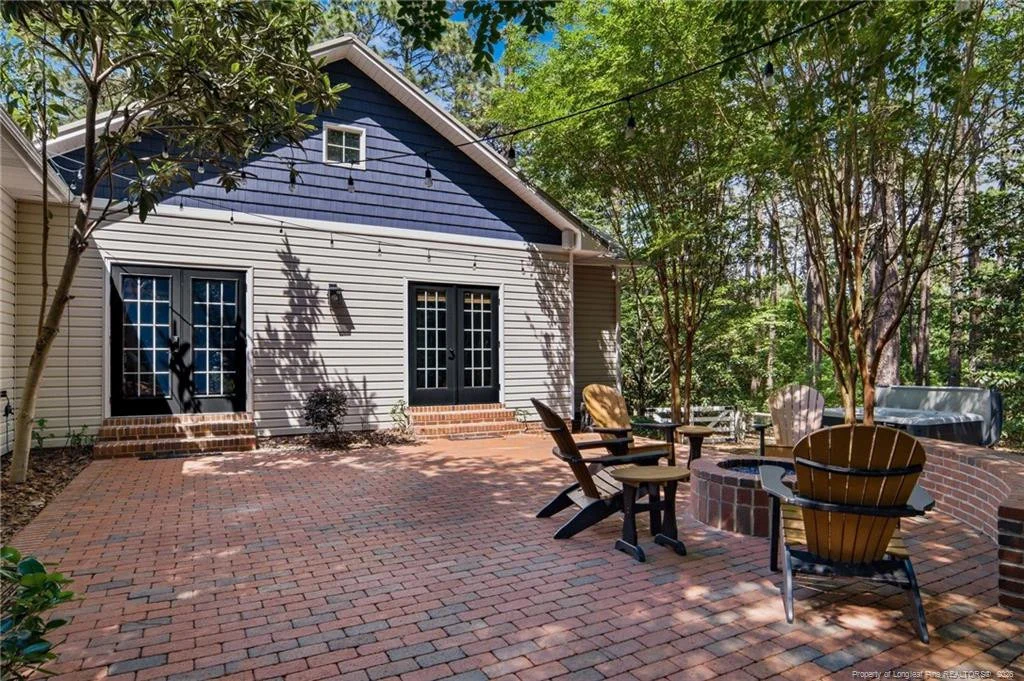 Photo of 305 Maples Road