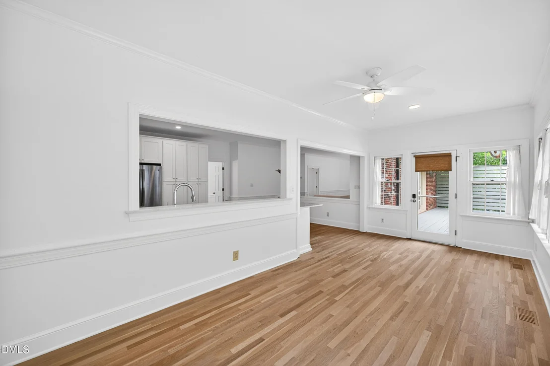 Photo of 1901 Aurora Drive