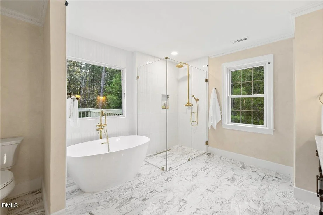 Photo of 419 Eagle Point Road