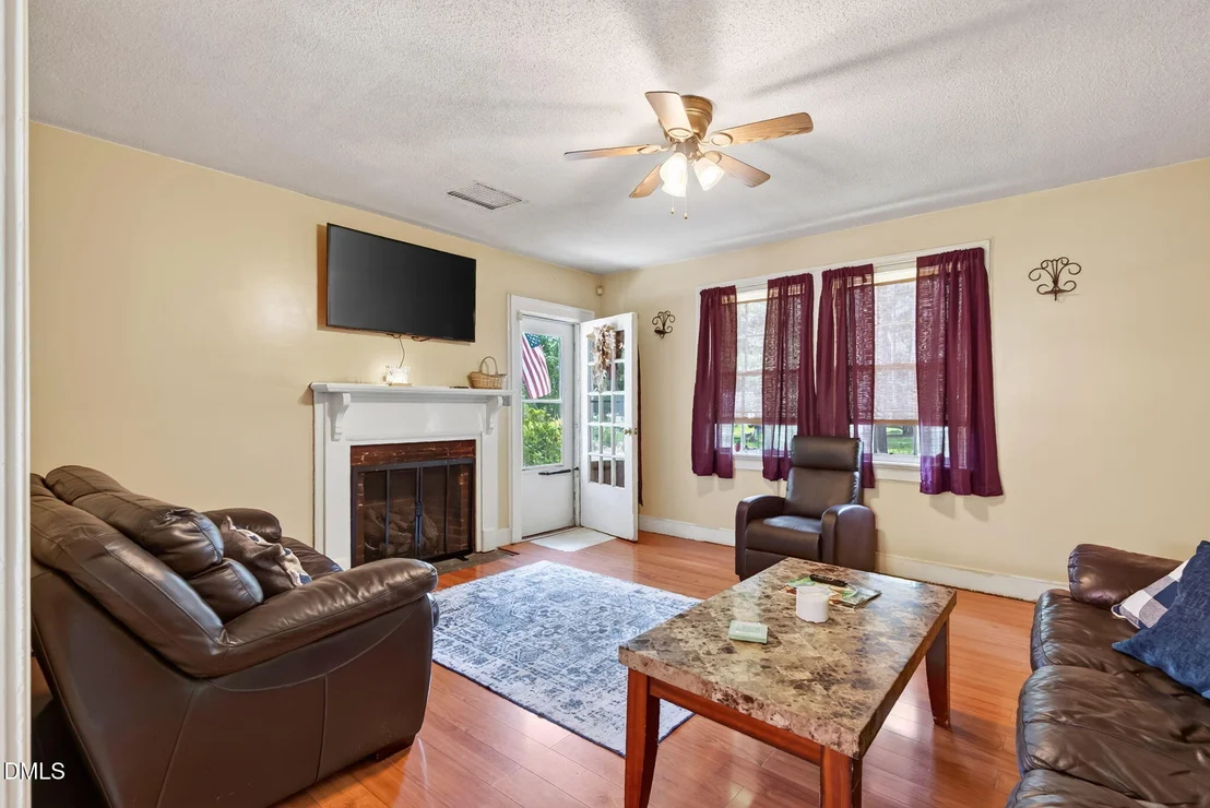 Photo of 4087 Glendale Road