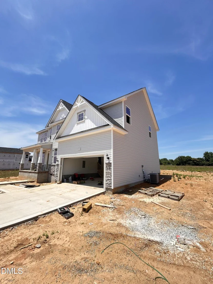 Photo of 410 Maverick Lane