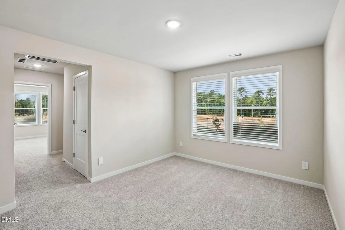 Photo of 141 Gilded Eagle Avenue