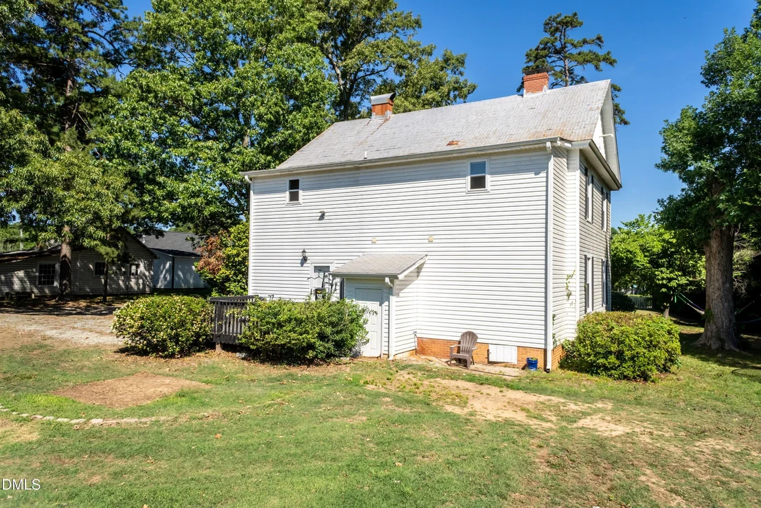Photo of 1502 Bahama Road