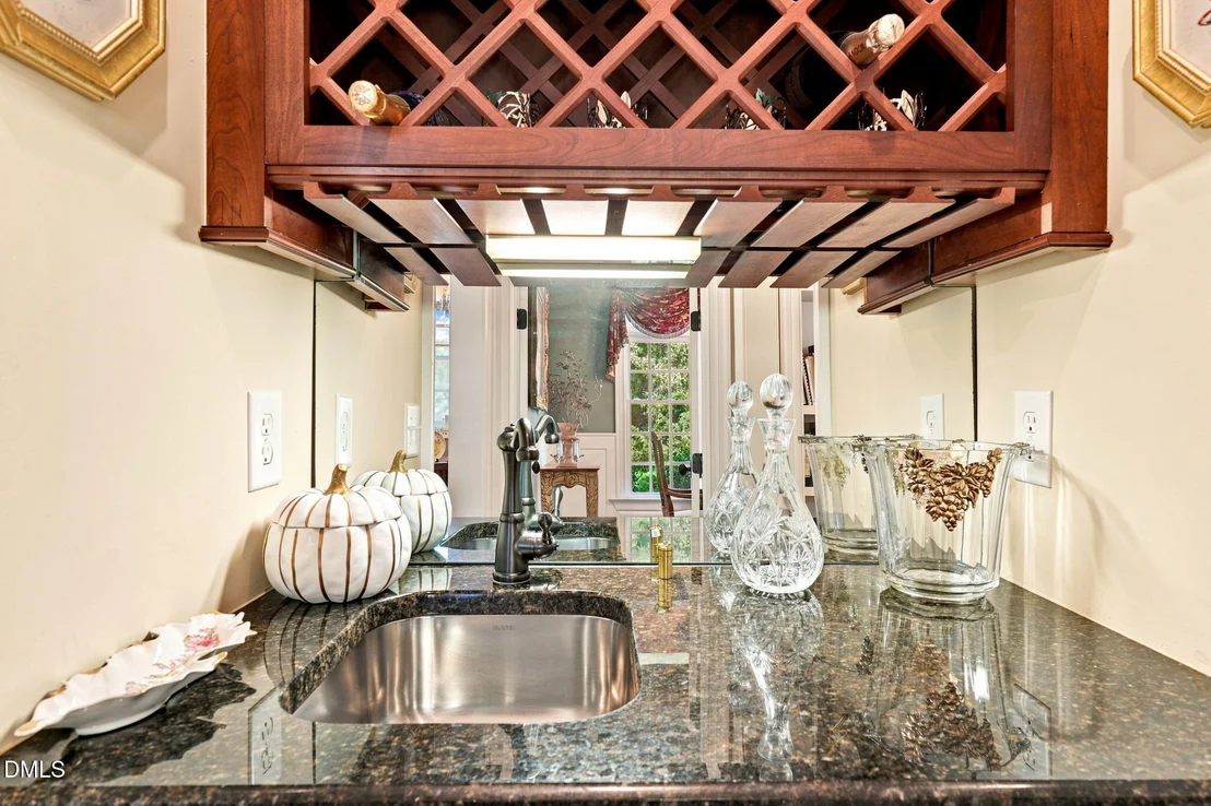 Photo of 6102 Treyburn Point Drive