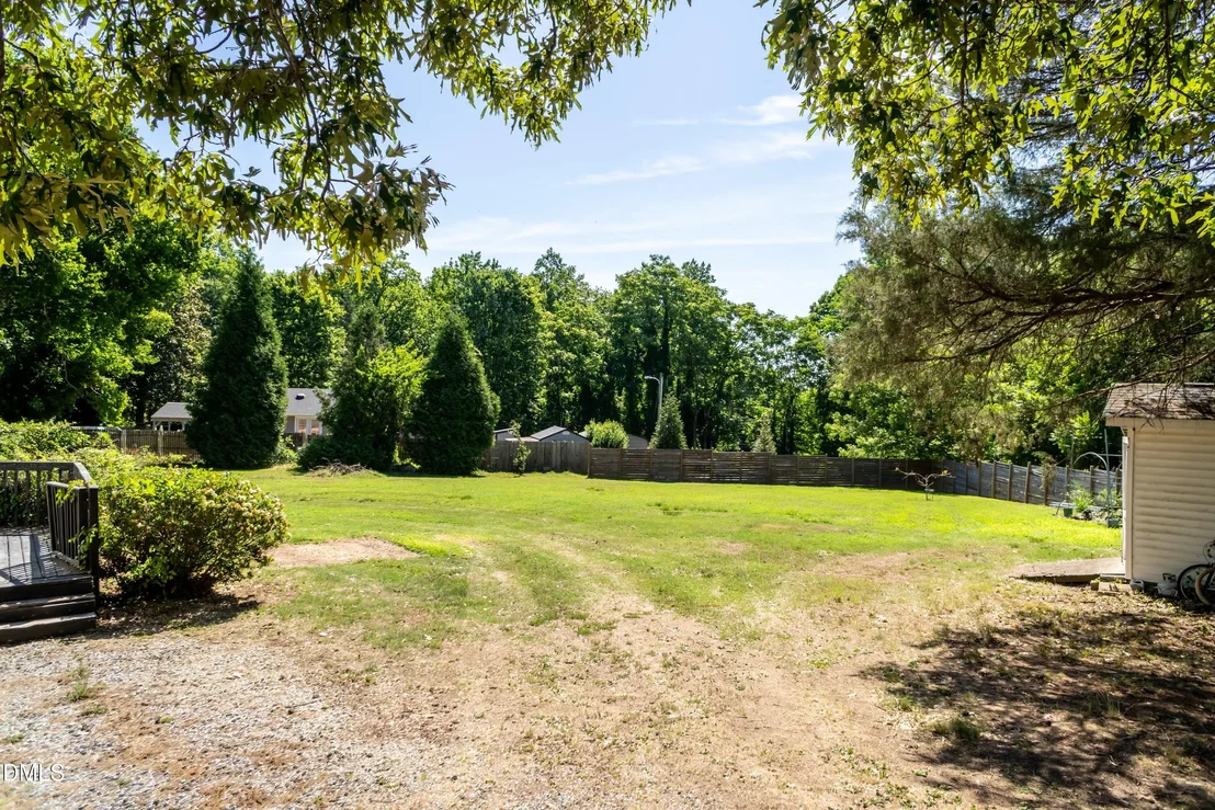 Photo of 1502 Bahama Road