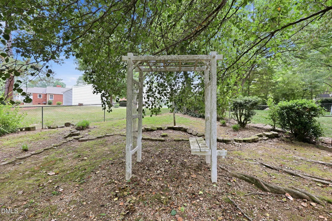 Photo of 212 Hillcrest Drive