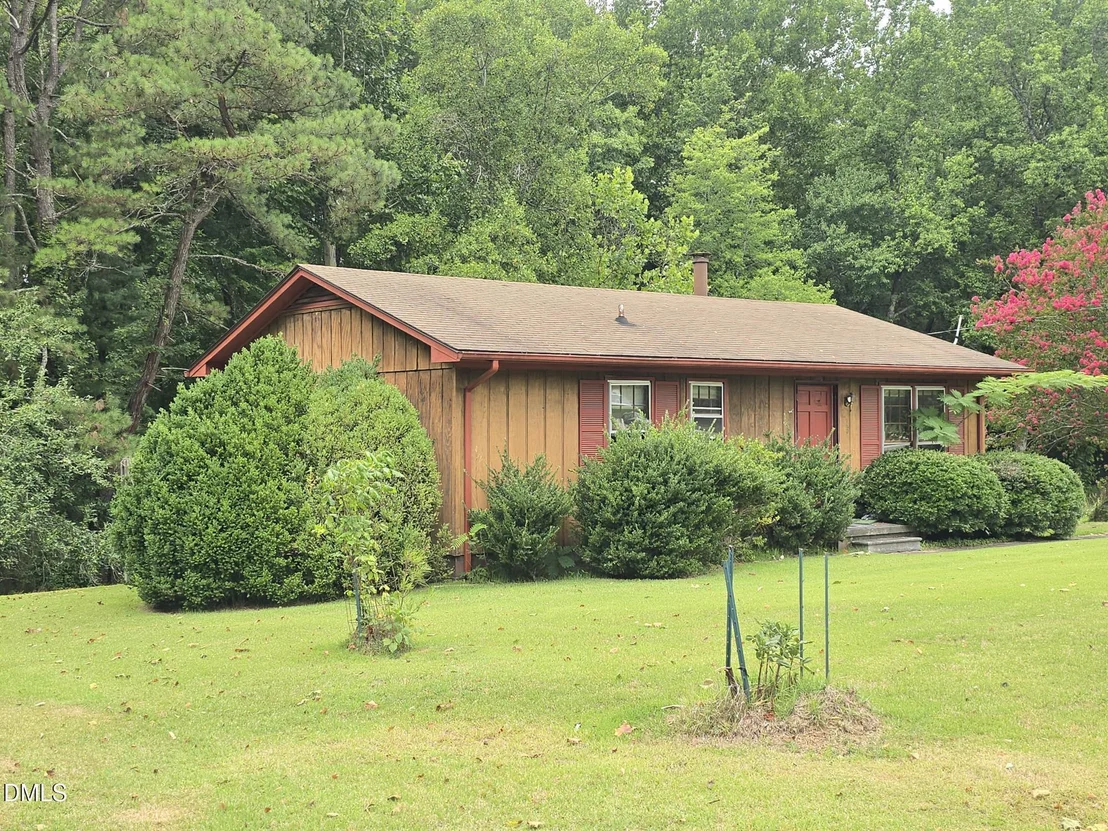 Photo of 140 Evans Road