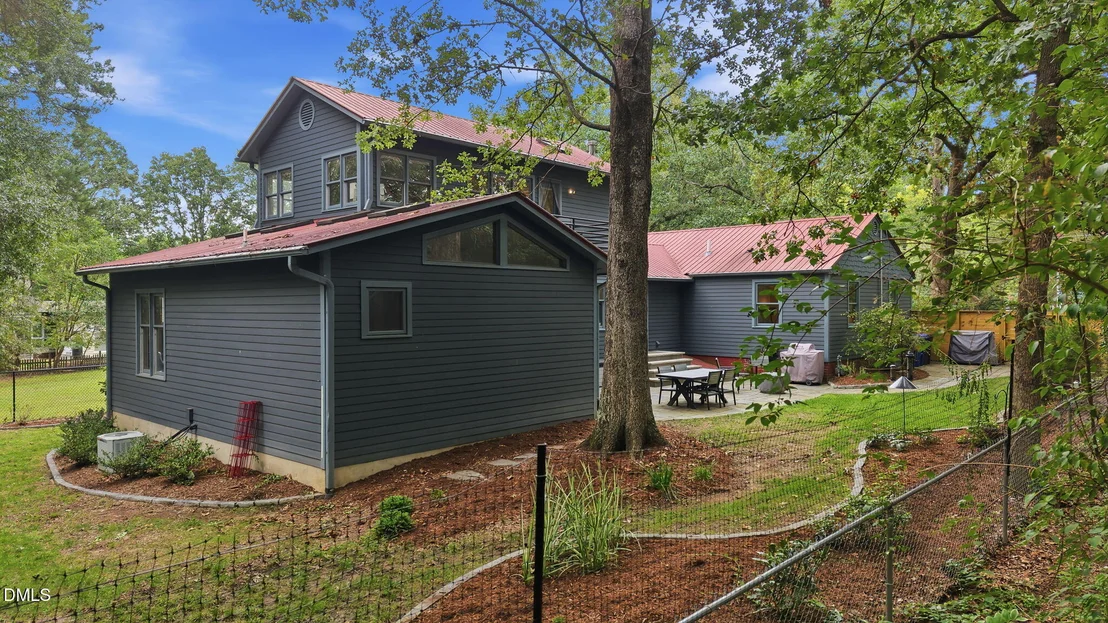 Photo of 403 Oak Avenue