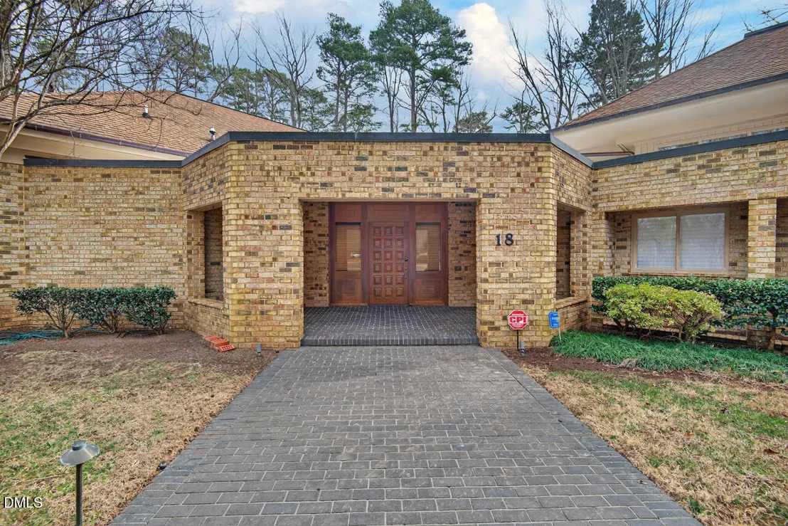 Photo of 18 Appleton Place