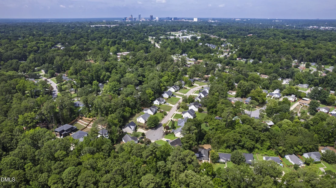 Photo of 1341 Crabtree Boulevard