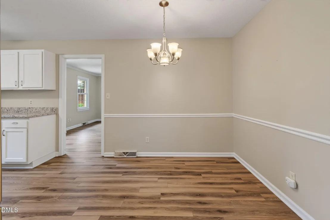 Photo of 63 White Oak Drive