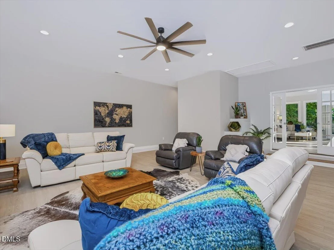 Photo of 4628 Harmony Lane