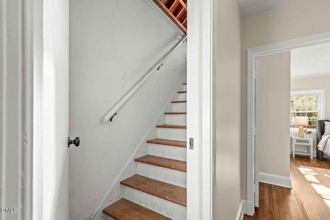 Photo of 2720 University Drive