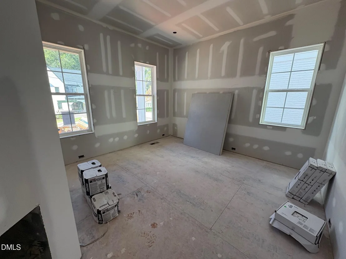 Photo of 916 Marilyn Drive